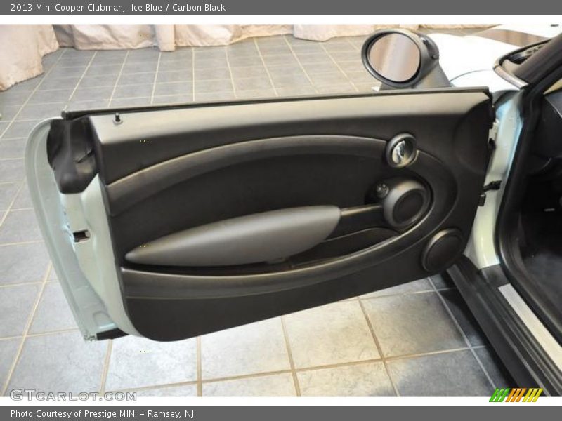 Ice Blue / Carbon Black 2013 Mini Cooper Clubman