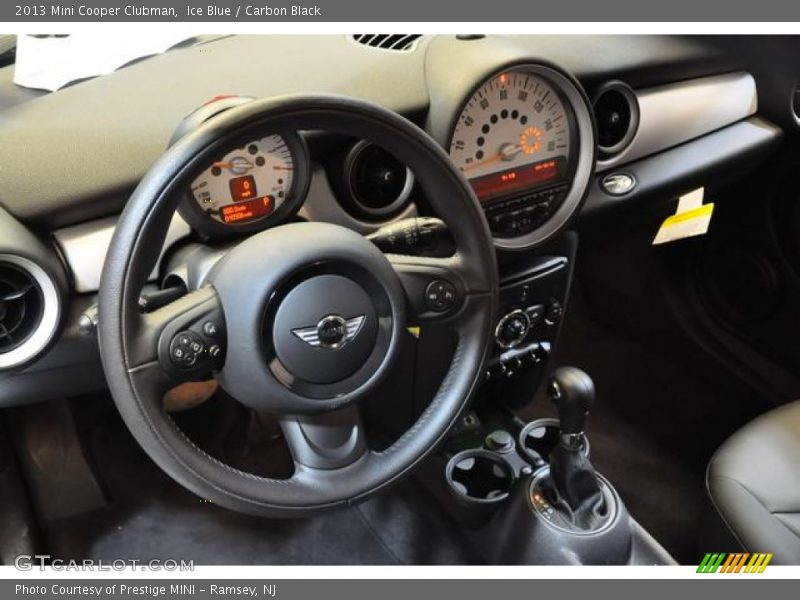 Ice Blue / Carbon Black 2013 Mini Cooper Clubman