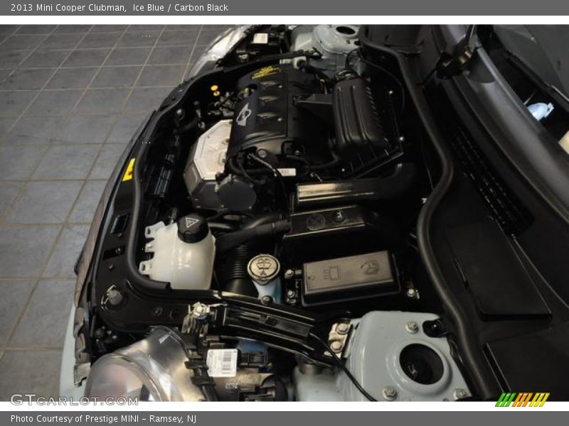 Ice Blue / Carbon Black 2013 Mini Cooper Clubman