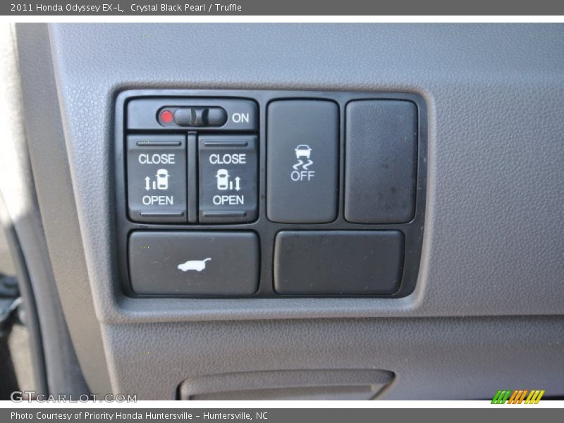 Crystal Black Pearl / Truffle 2011 Honda Odyssey EX-L