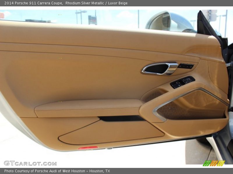 Door Panel of 2014 911 Carrera Coupe