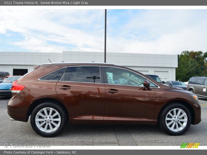  2011 Venza I4 Sunset Bronze Mica