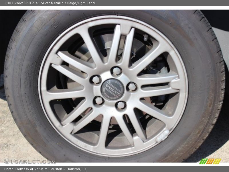 Silver Metallic / Beige/Light Sand 2003 Volvo S60 2.4
