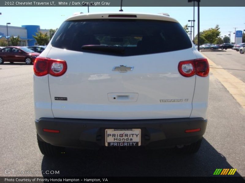 White / Dark Gray/Light Gray 2012 Chevrolet Traverse LT