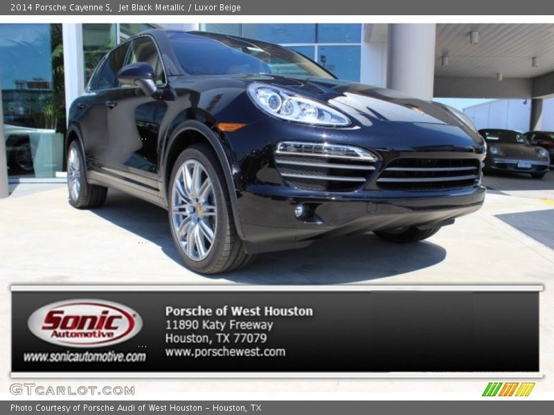 Jet Black Metallic / Luxor Beige 2014 Porsche Cayenne S