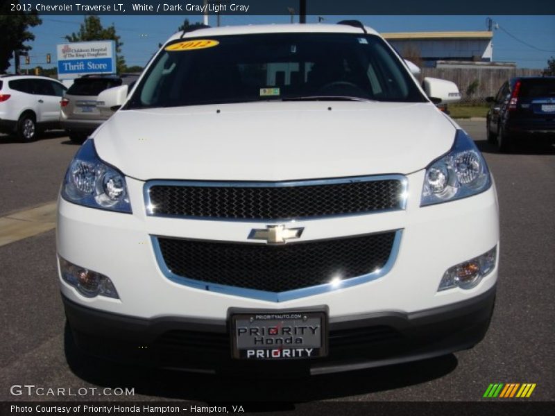 White / Dark Gray/Light Gray 2012 Chevrolet Traverse LT