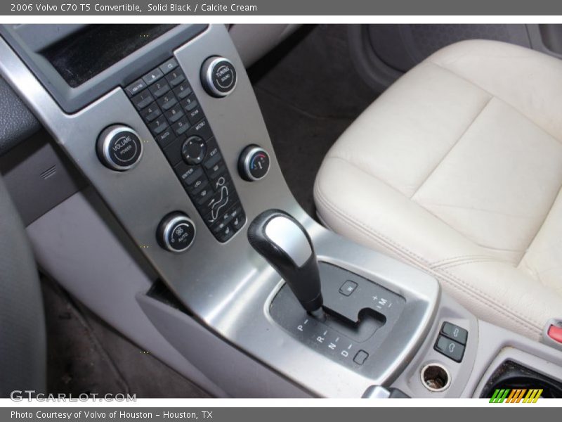 Solid Black / Calcite Cream 2006 Volvo C70 T5 Convertible