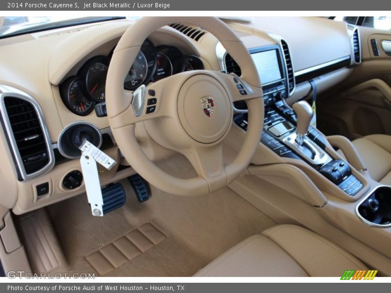 Luxor Beige Interior - 2014 Cayenne S 