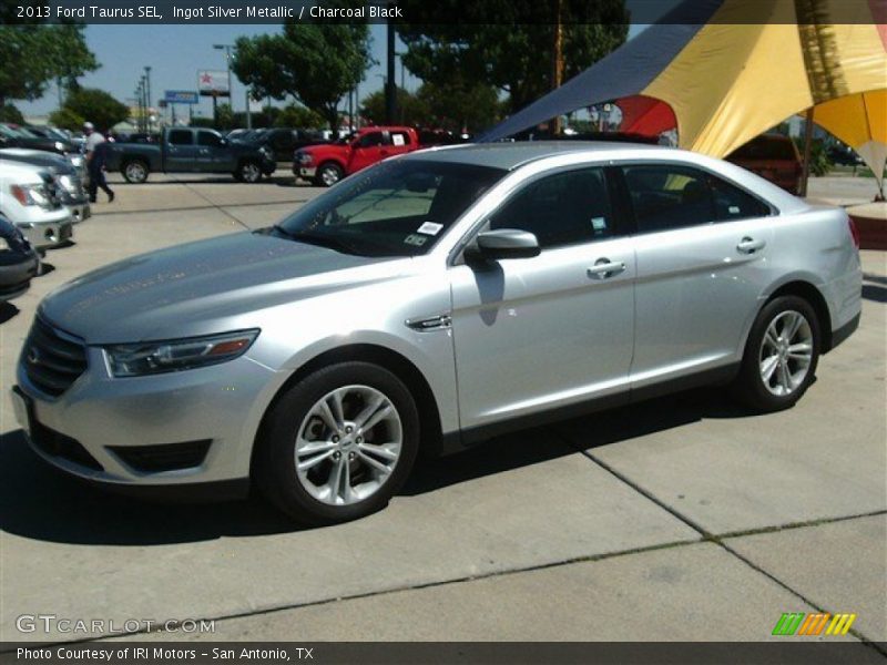 Ingot Silver Metallic / Charcoal Black 2013 Ford Taurus SEL