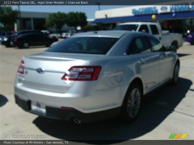 Ingot Silver Metallic / Charcoal Black 2013 Ford Taurus SEL