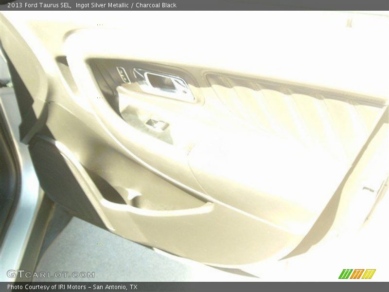 Ingot Silver Metallic / Charcoal Black 2013 Ford Taurus SEL