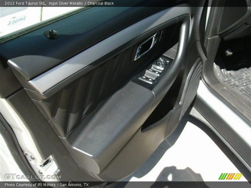 Ingot Silver Metallic / Charcoal Black 2013 Ford Taurus SEL