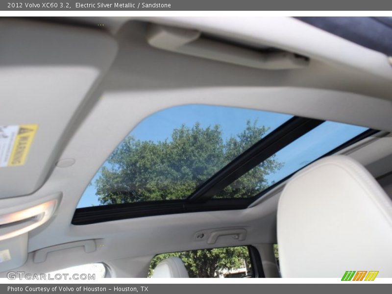 Electric Silver Metallic / Sandstone 2012 Volvo XC60 3.2