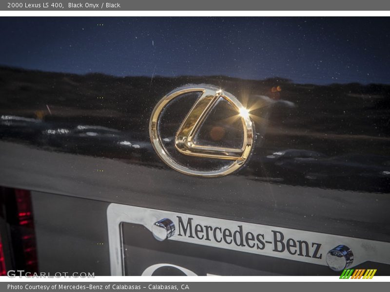 Black Onyx / Black 2000 Lexus LS 400