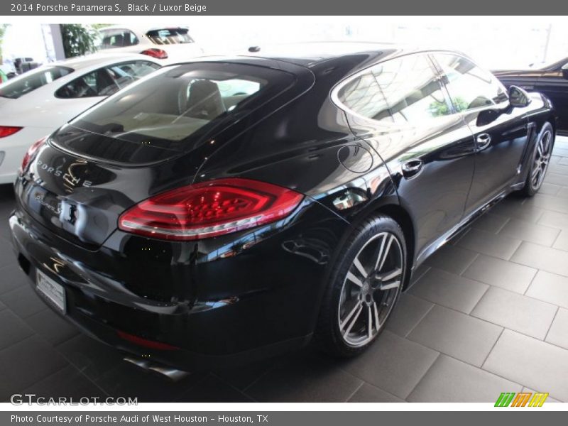 Black / Luxor Beige 2014 Porsche Panamera S