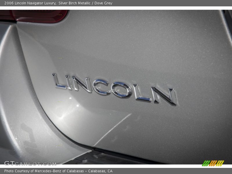 Silver Birch Metallic / Dove Grey 2006 Lincoln Navigator Luxury