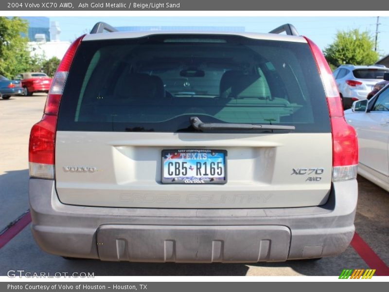 Ash Gold Metallic / Beige/Light Sand 2004 Volvo XC70 AWD