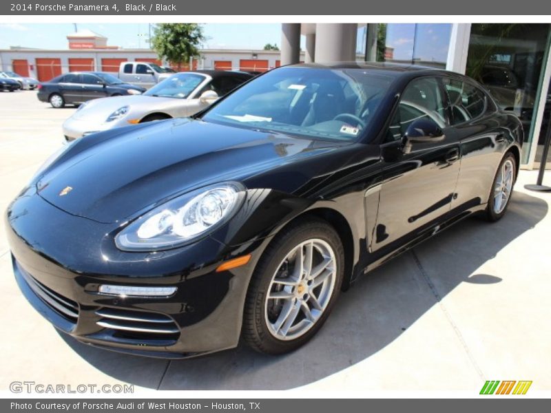 Front 3/4 View of 2014 Panamera 4