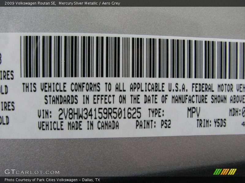 Mercury Sliver Metallic / Aero Grey 2009 Volkswagen Routan SE