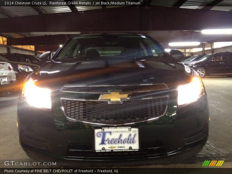 Rainforest Green Metallic / Jet Black/Medium Titanium 2014 Chevrolet Cruze LS