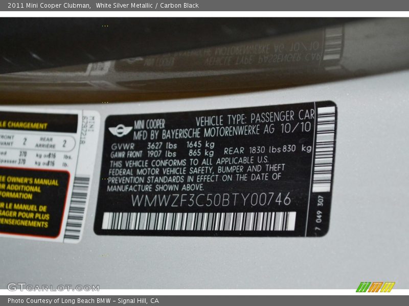 White Silver Metallic / Carbon Black 2011 Mini Cooper Clubman