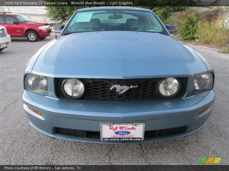 Windveil Blue Metallic / Light Graphite 2006 Ford Mustang GT Deluxe Coupe