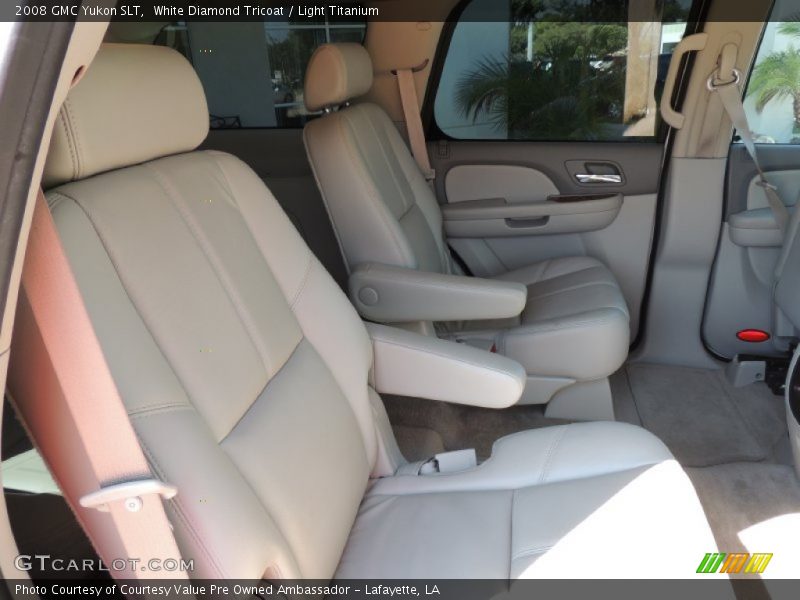 White Diamond Tricoat / Light Titanium 2008 GMC Yukon SLT