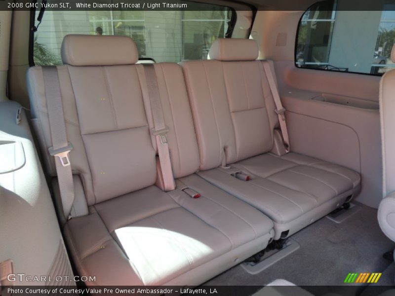White Diamond Tricoat / Light Titanium 2008 GMC Yukon SLT