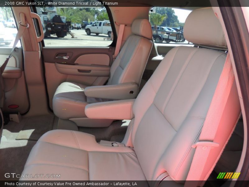 White Diamond Tricoat / Light Titanium 2008 GMC Yukon SLT