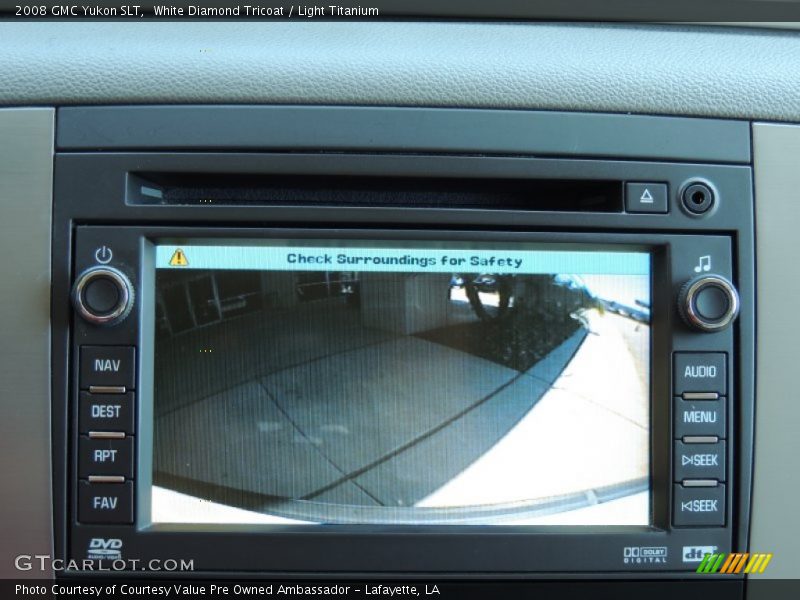 White Diamond Tricoat / Light Titanium 2008 GMC Yukon SLT