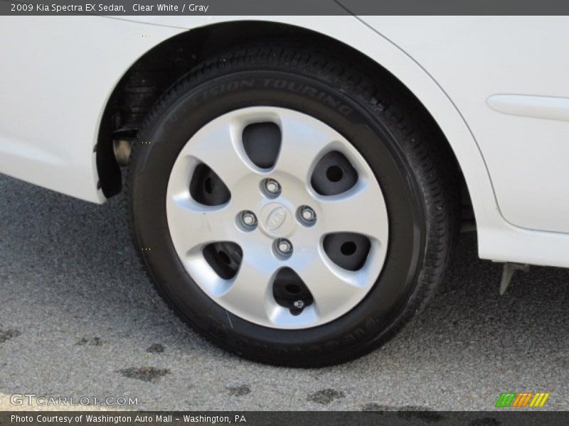 Clear White / Gray 2009 Kia Spectra EX Sedan