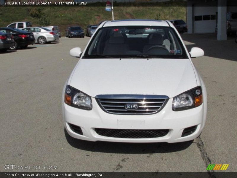 Clear White / Gray 2009 Kia Spectra EX Sedan