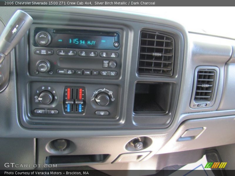 Silver Birch Metallic / Dark Charcoal 2006 Chevrolet Silverado 1500 Z71 Crew Cab 4x4