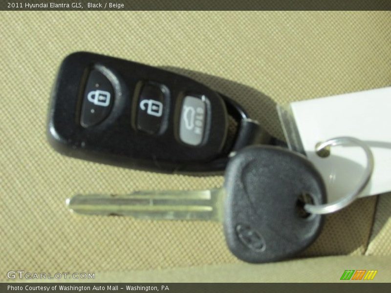 Black / Beige 2011 Hyundai Elantra GLS