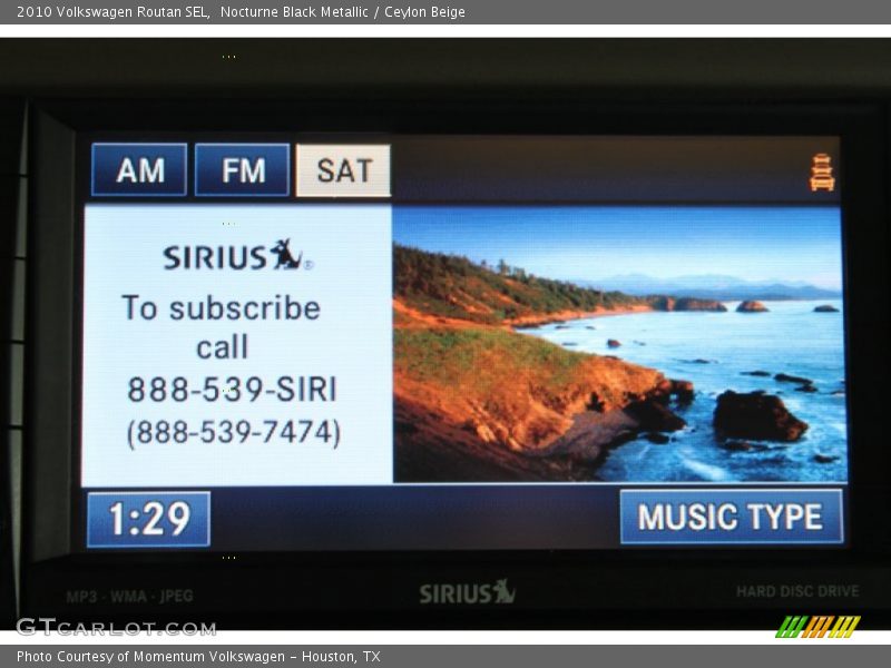 Nocturne Black Metallic / Ceylon Beige 2010 Volkswagen Routan SEL