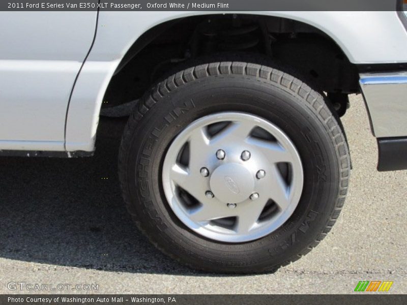 Oxford White / Medium Flint 2011 Ford E Series Van E350 XLT Passenger