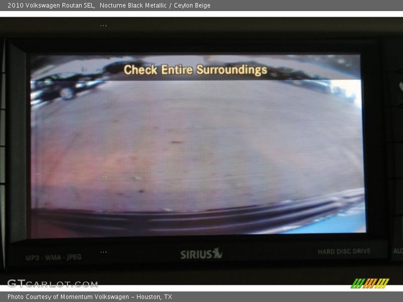 Nocturne Black Metallic / Ceylon Beige 2010 Volkswagen Routan SEL