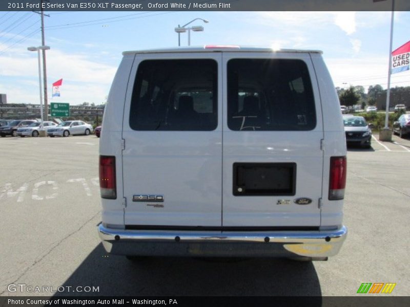Oxford White / Medium Flint 2011 Ford E Series Van E350 XLT Passenger