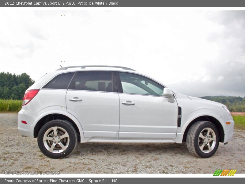 Arctic Ice White / Black 2012 Chevrolet Captiva Sport LTZ AWD