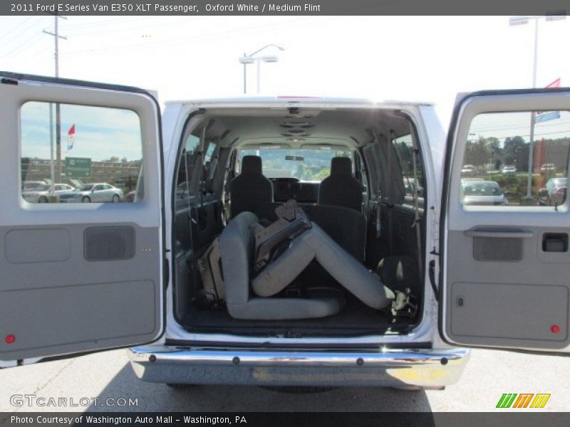 Oxford White / Medium Flint 2011 Ford E Series Van E350 XLT Passenger