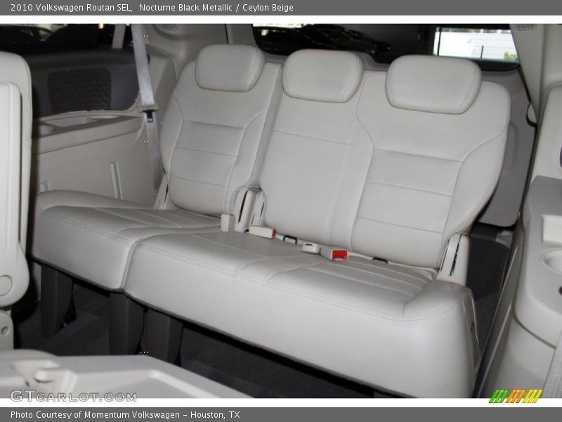 Nocturne Black Metallic / Ceylon Beige 2010 Volkswagen Routan SEL