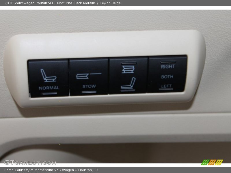 Nocturne Black Metallic / Ceylon Beige 2010 Volkswagen Routan SEL