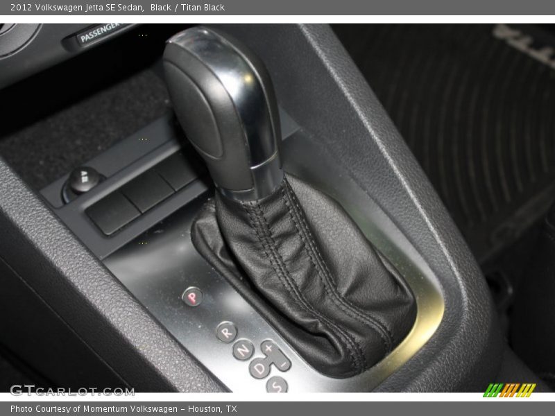 Black / Titan Black 2012 Volkswagen Jetta SE Sedan
