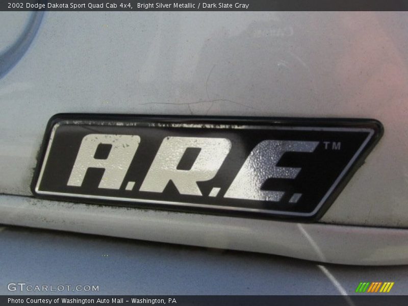 Bright Silver Metallic / Dark Slate Gray 2002 Dodge Dakota Sport Quad Cab 4x4