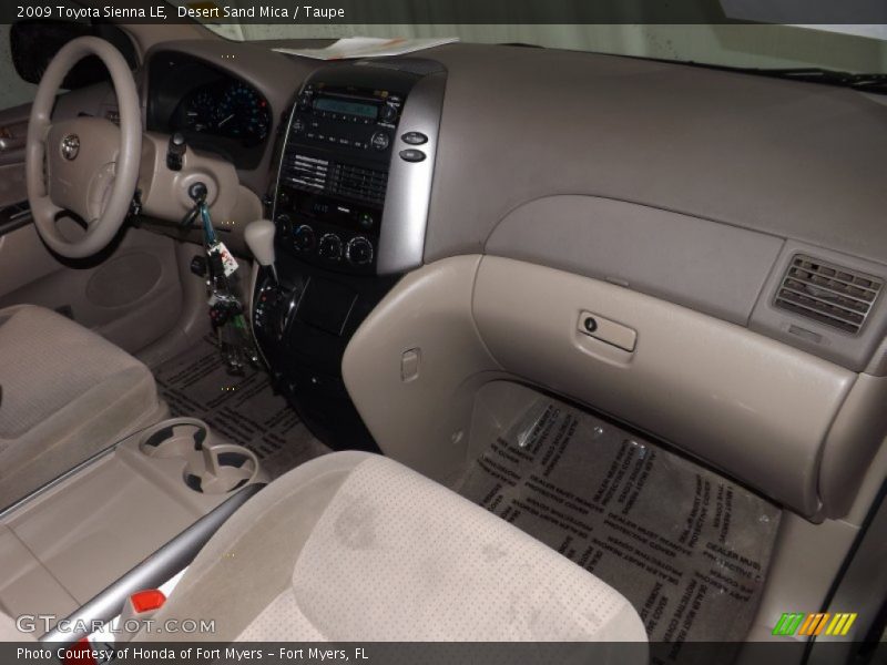 Desert Sand Mica / Taupe 2009 Toyota Sienna LE