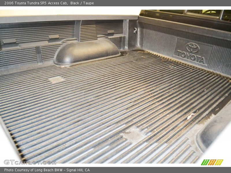 Black / Taupe 2006 Toyota Tundra SR5 Access Cab