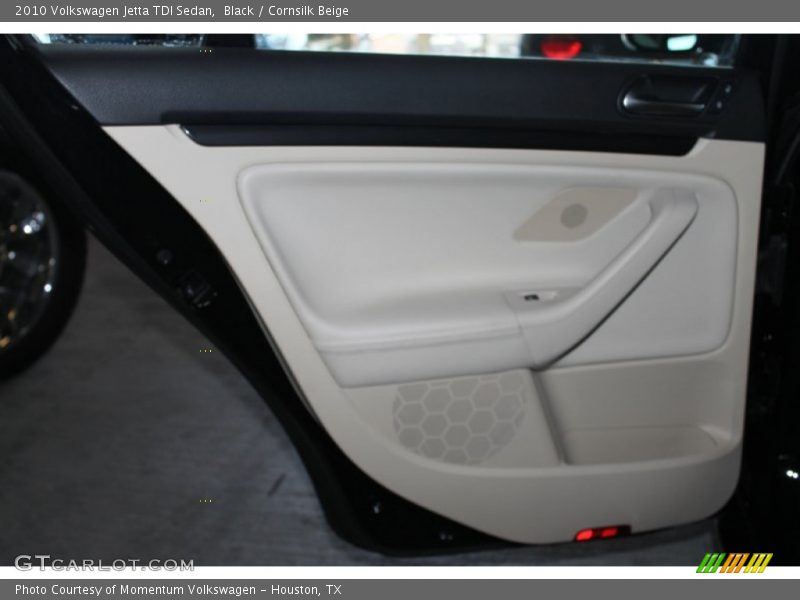 Black / Cornsilk Beige 2010 Volkswagen Jetta TDI Sedan