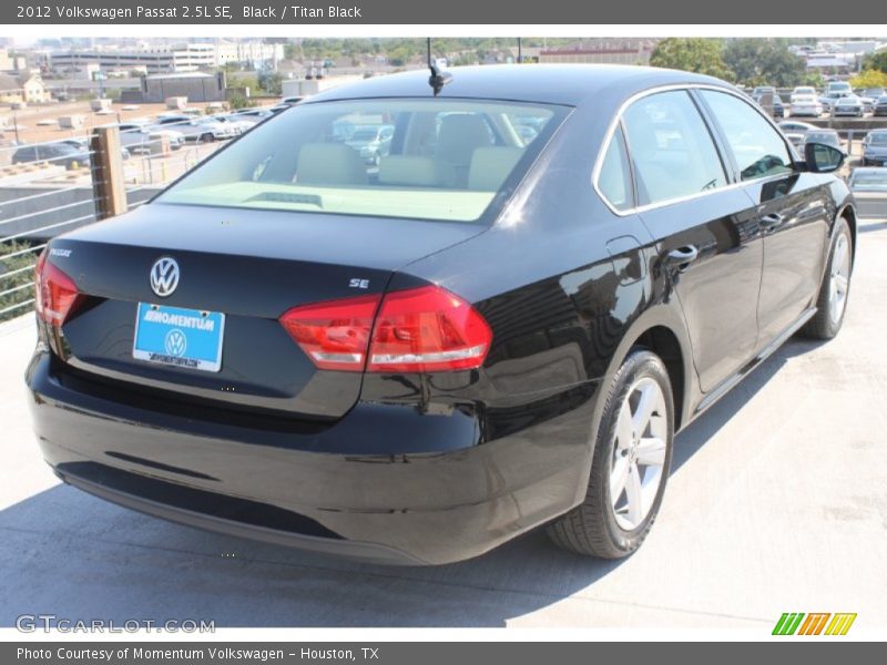 Black / Titan Black 2012 Volkswagen Passat 2.5L SE