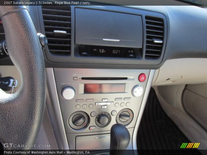 Regal Blue Pearl / Ivory 2007 Subaru Legacy 2.5i Sedan