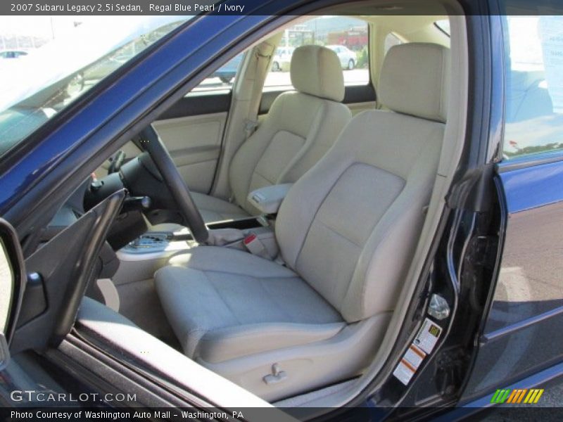 Regal Blue Pearl / Ivory 2007 Subaru Legacy 2.5i Sedan
